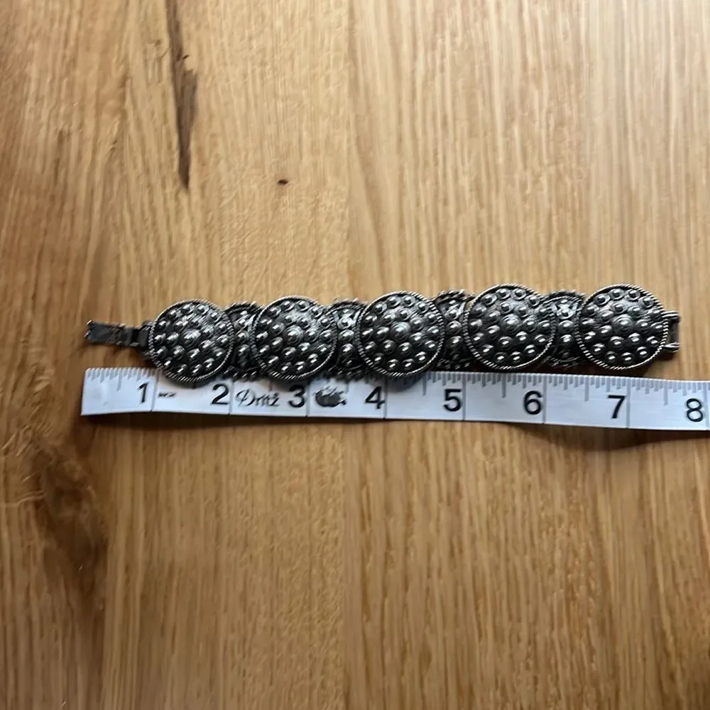 Rare gladiator game of thrones medieval style bracelet with clasp medallion
